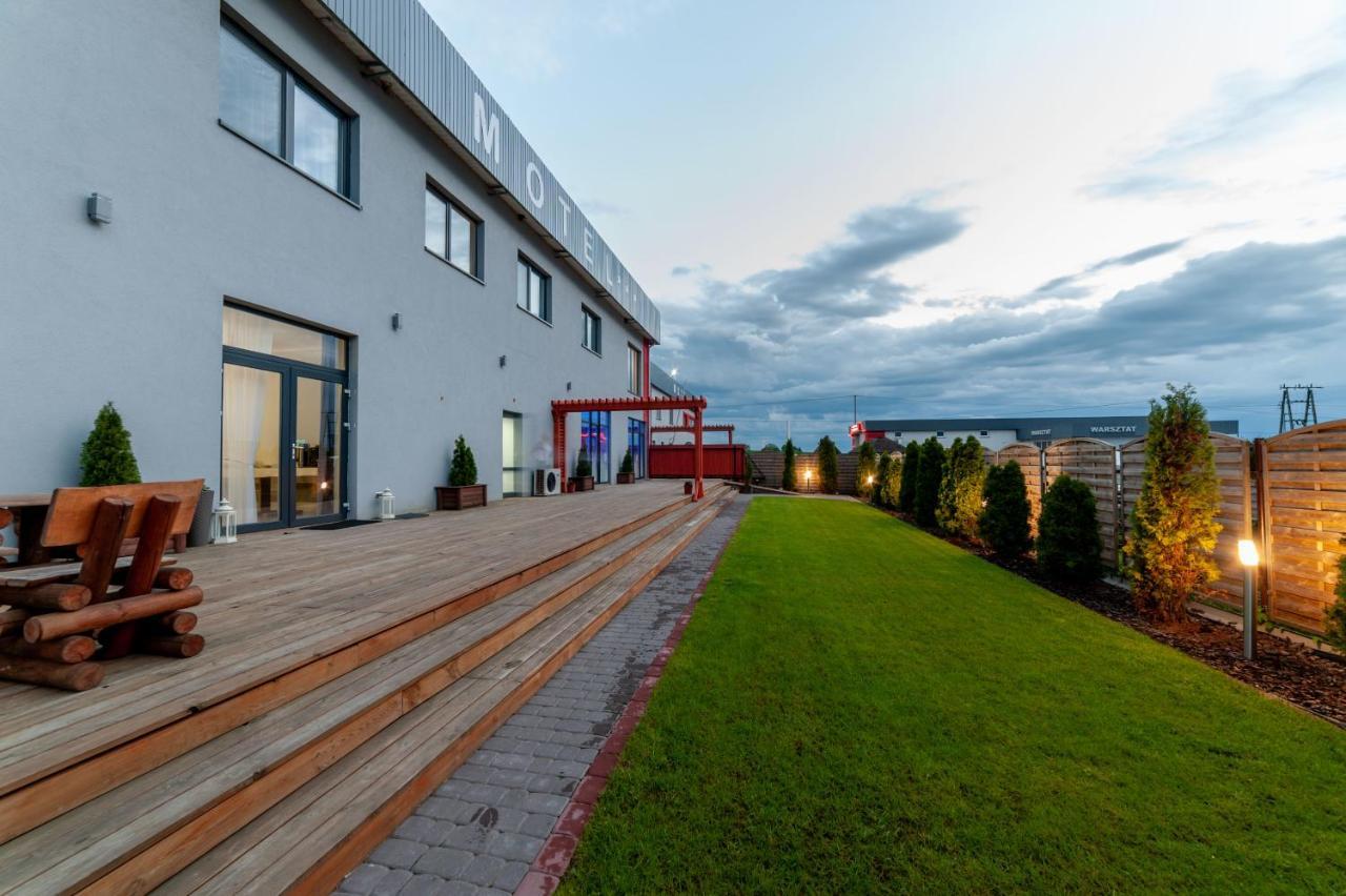 Motel S5 Zbrachlin Εξωτερικό φωτογραφία