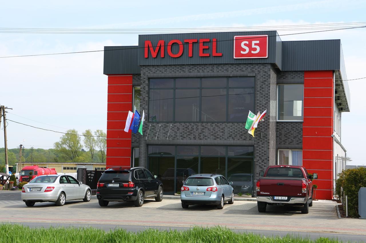 Motel S5 Zbrachlin Εξωτερικό φωτογραφία