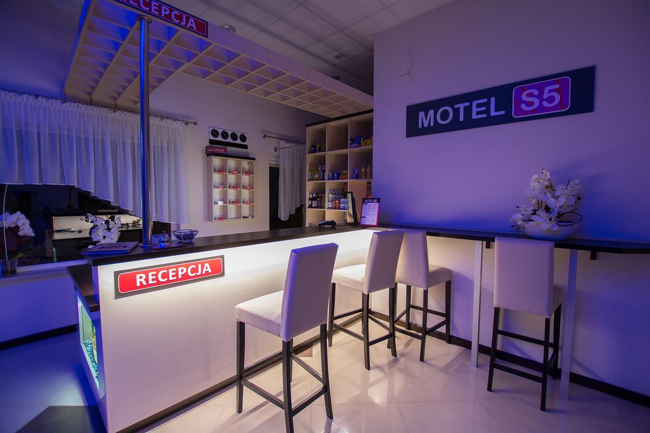 Motel S5 Zbrachlin Εξωτερικό φωτογραφία