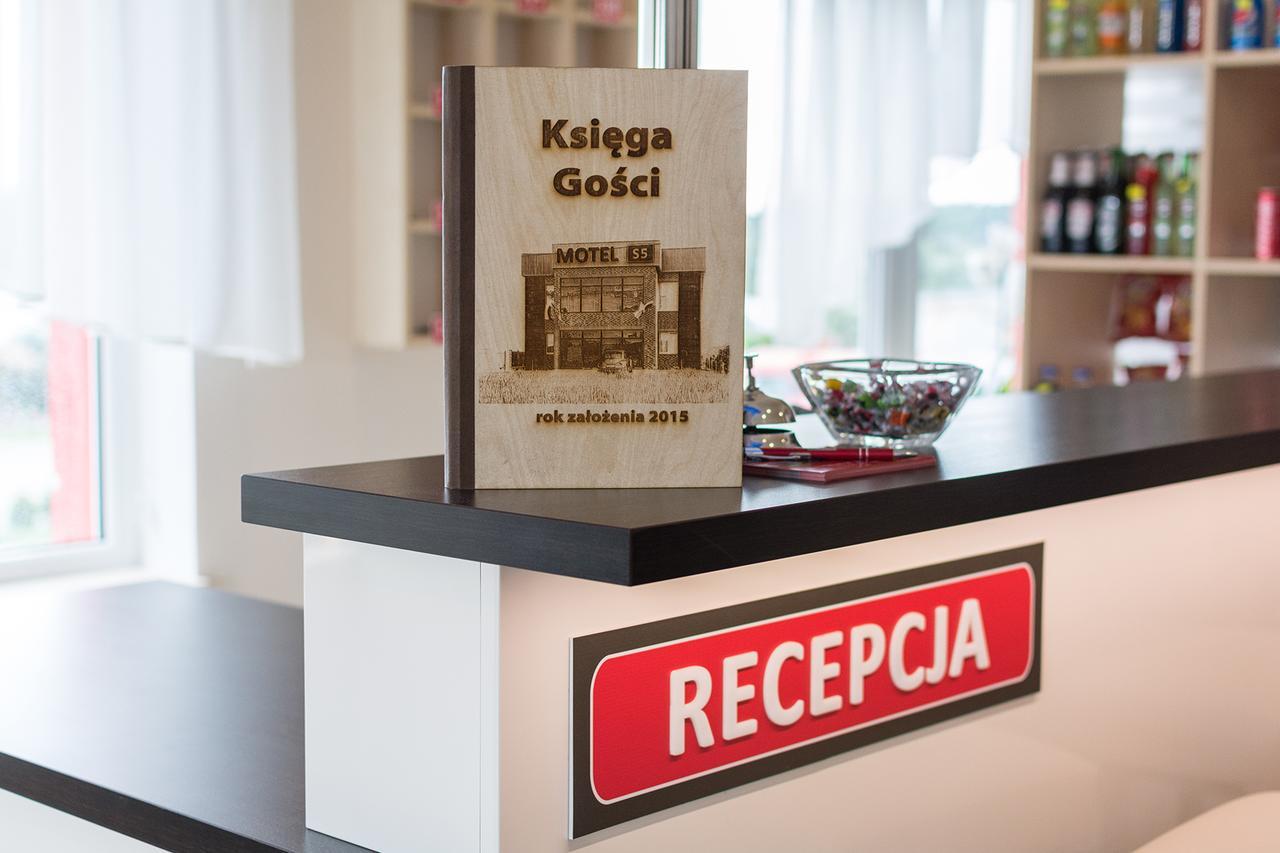 Motel S5 Zbrachlin Εξωτερικό φωτογραφία