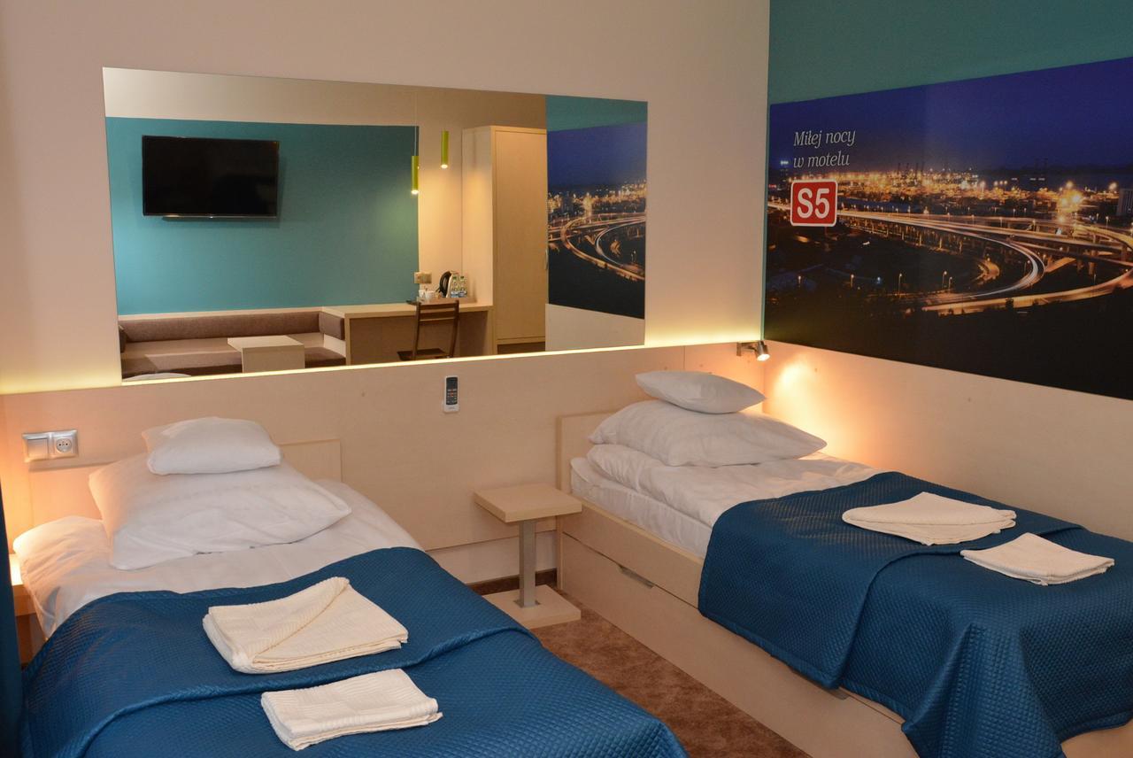 Motel S5 Zbrachlin Εξωτερικό φωτογραφία